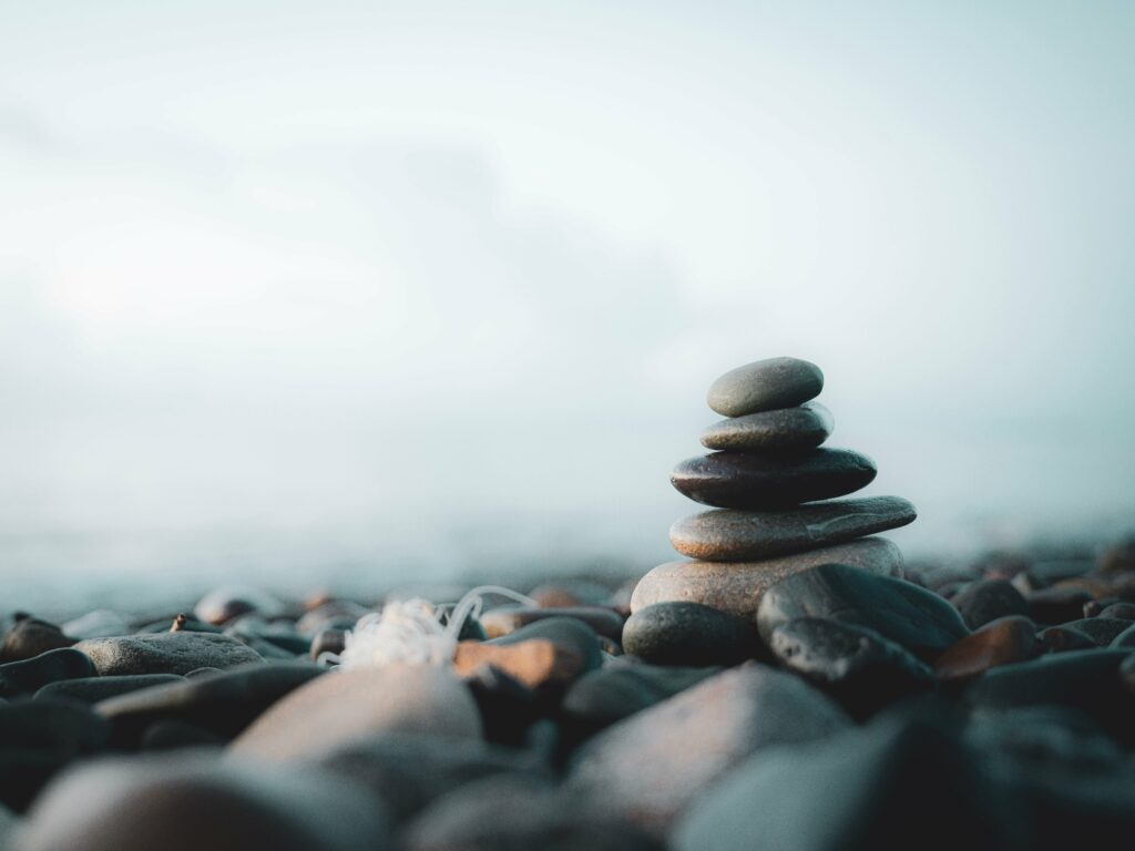 picture of a pile of rocks.  Image by retrateapr 